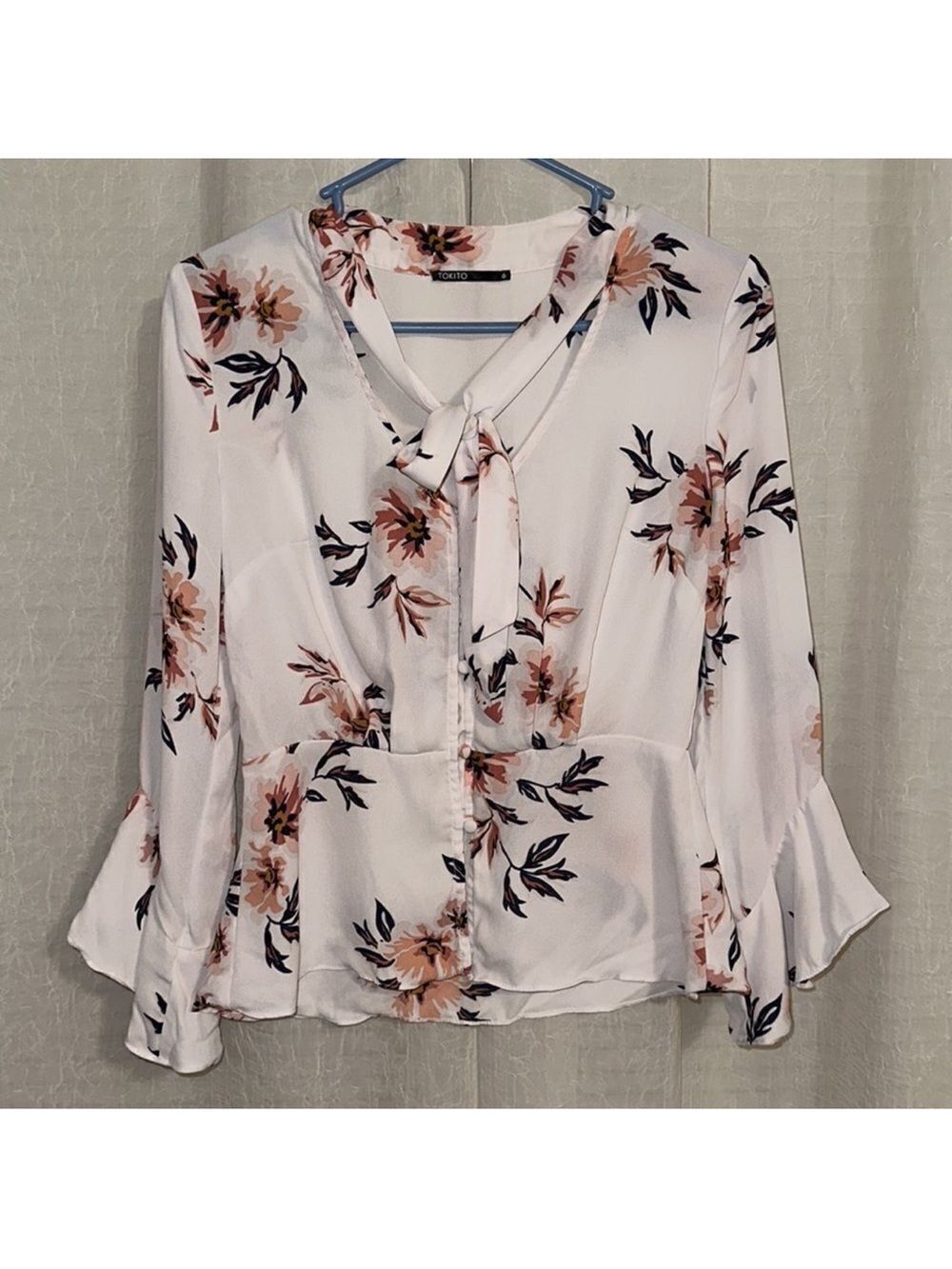 TOKITO 4 White Pink Navy Floral Button Front Bell Sleeve Peplum Tie Blouse